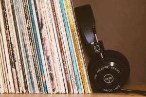 Hallgass zenét okosan! - hallásvédő tippek, ami nem csak a füldugó használata